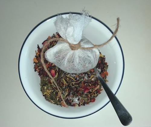 Soak Your Troubles Away with Homemade Tub Tea 3