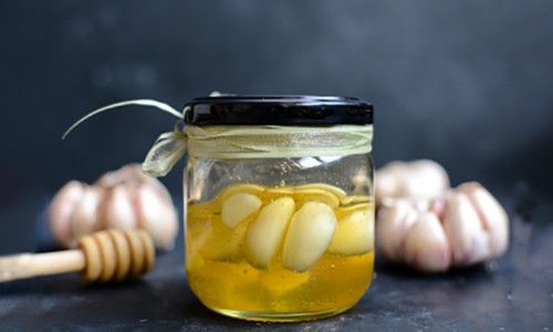 Homemade Fermented Honey Garlic-4