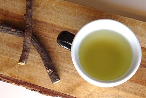 The Plant That Is Sweeter Than Sugar And Helps People With Diabetes - Licorice Tea