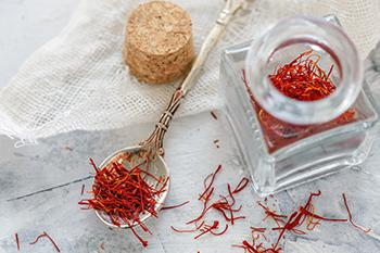 Foods That Kill Your Libido and Herbs That Increase It - Saffron