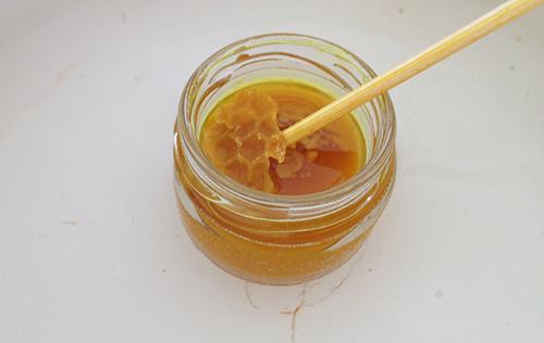 Homemade Anti-inflammatory Golden Salve - Step 5