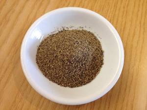 Warming Turmeric and Cayenne Pain-Relief Balm - Black Pepper