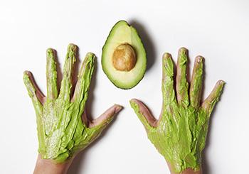 50 Uses of Avocado - Nails