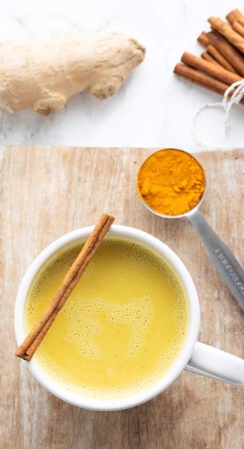 Add This Plant to Your Coffee to Reduce Pain and Inflammation - Turmeric Latte
