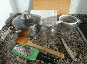 How to Make Quinine at Home for the Immune System - Utensils