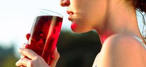 What Happens If You Drink Cranberry Juice Every Day - Cover