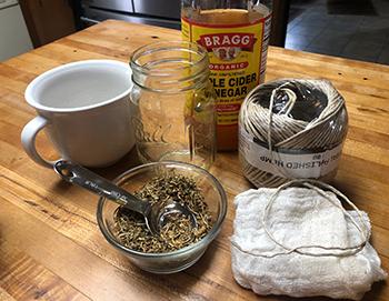 DIY Skin Soothing Chickweed and Vinegar Bath for Rashes -Ingredients