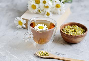 Herbs to Boost Oxytocin, the Happiness Hormone - Chamomile
