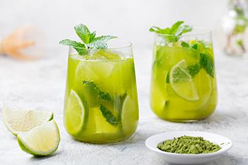 Drink These to Reduce Bloating - Matcha Green Tea