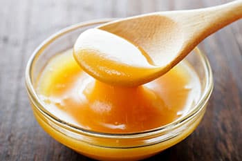 No Prescription Needed! 5 Natural Antibiotics- manuka honey