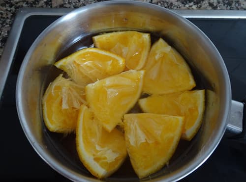 What Happens if You Boil An Orange- cutting the orange