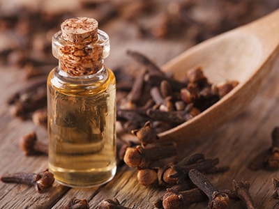 How to Get Rid of Herpes Naturally- clove essential oil