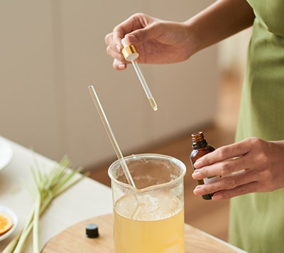 Why You Should Add This Essential Oil To Your Herbal Toolkit - herbal mixture