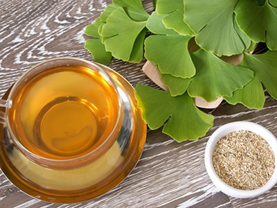 Fight Brain Fog With These Herbs - ginkgo