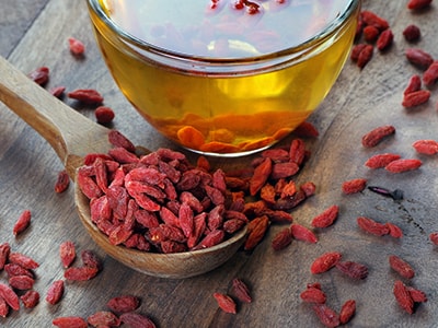 Fight Brain Fog With These Herbs - goji berry