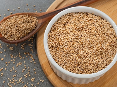 Cleanse Your Colon with These Common Spices - sesame seeds