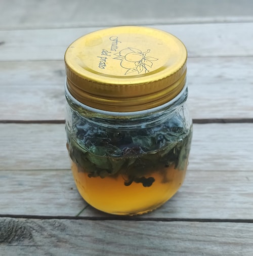 Moringa Honey - put the jar in a sunny window