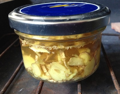 What happens when you soak ginger in apple cider vinegar- let the jar infuse