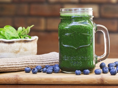 Do This Every Morning to Lower Cholesterol green smoothie