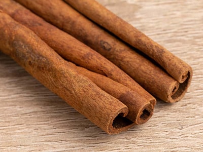 This Remedy Clears Clogged Arteries - cinnamon
