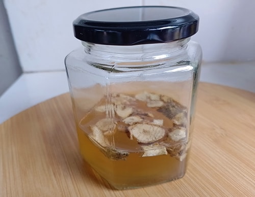 DIY Syrup for Strep Throat - fill a small jar with marshmallow root