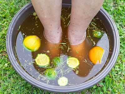 Don’t Throw Away Citrus Peels, Do This Instead -citrus footbath
