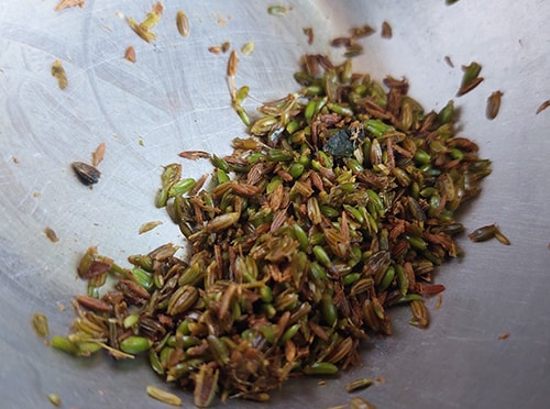 Herbal Anti-Bloating Shots - crush fennel and fenugreek