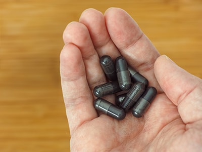 Uses of Activated Charcoal That You'll Wish You'd Known Sooner - charcoal pills 1