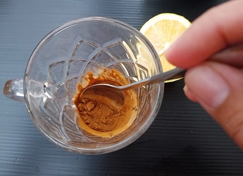 Liver Rehab 10 Detox Remedies- combine the cinnamon powder and lemon