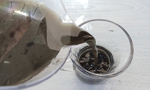 Stop Heavy Metals pour to cup