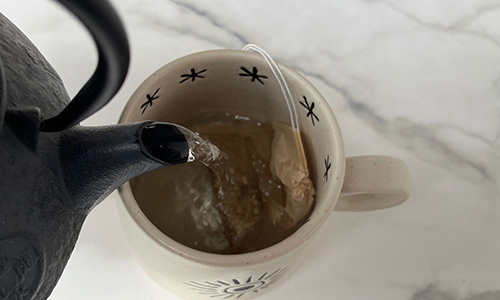 What Oregano Does To Your Body - tea poured