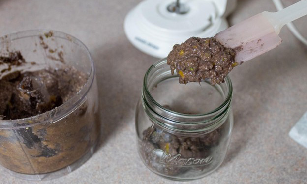 banana peel on skin - step 4