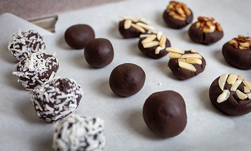 Weeds That Improve Gut Health - final product