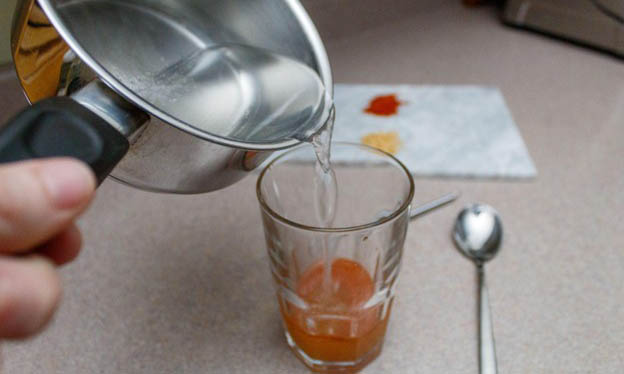 05 pour hot water over