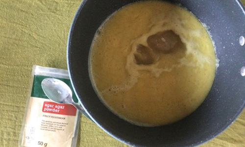 03 boil the agar agar powder