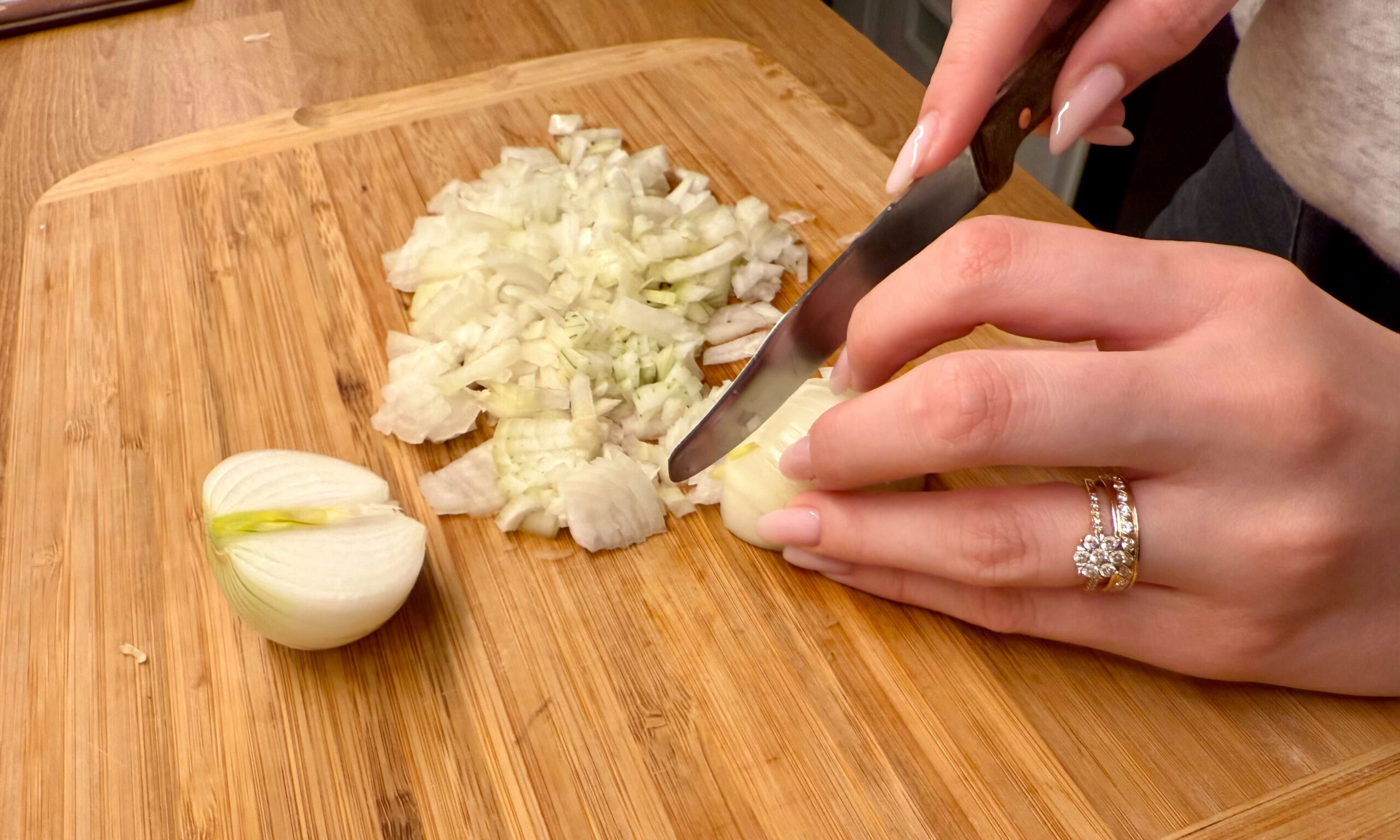 03 cut onion antibiotic broth