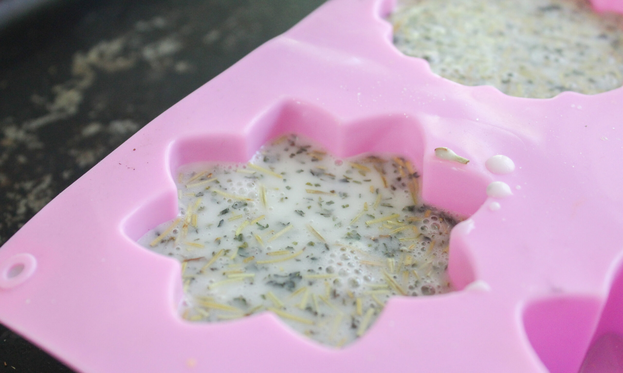 05 nettle bars put the mixture into silicone