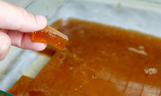 05 cut the jelly