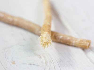 miswak 400x300